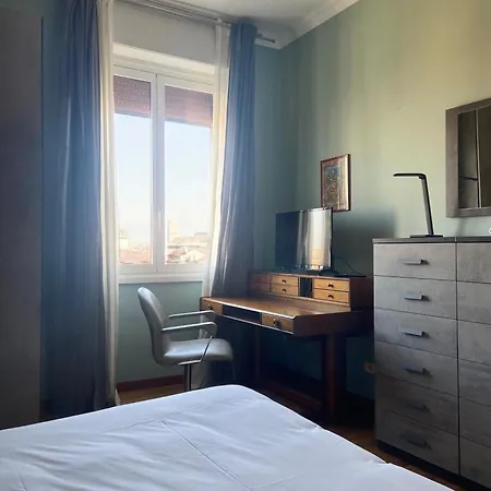 Bright 3 Bed With Balcony Overlooking Navigli!