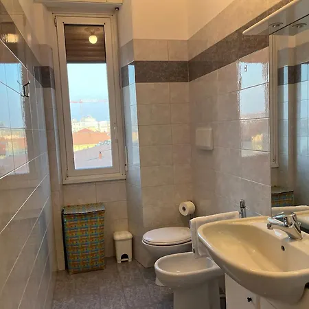 Bright 3 Bed With Balcony Overlooking Navigli! Appartement
