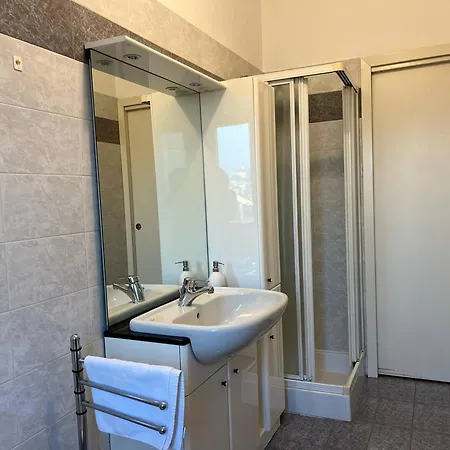 Appartement Bright 3 Bed With Balcony Overlooking Navigli! Milan